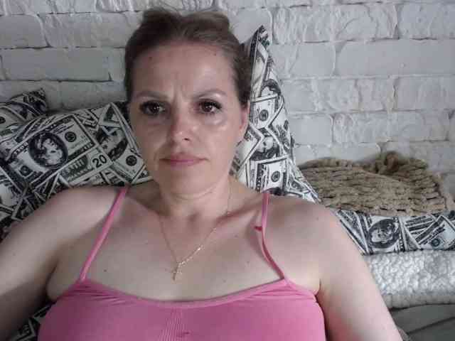 AngelAlone webcam