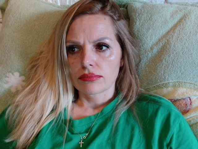AngelAlone webcam