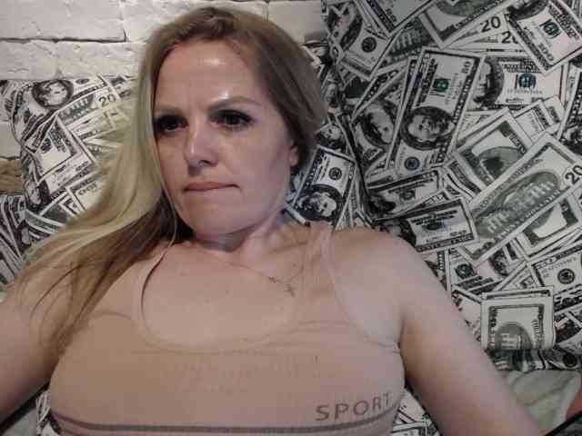 AngelAlone webcam
