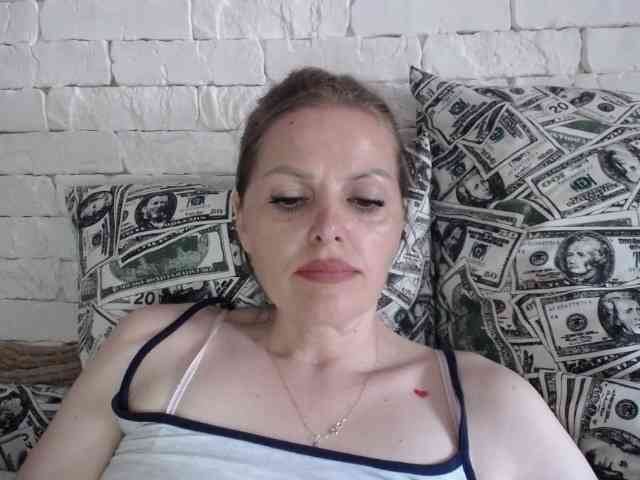 AngelAlone webcam