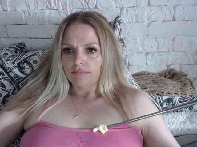 AngelAlone webcam