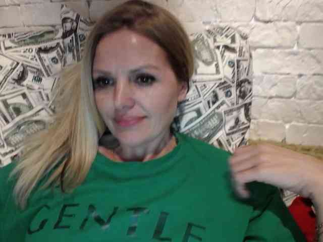 AngelAlone webcam