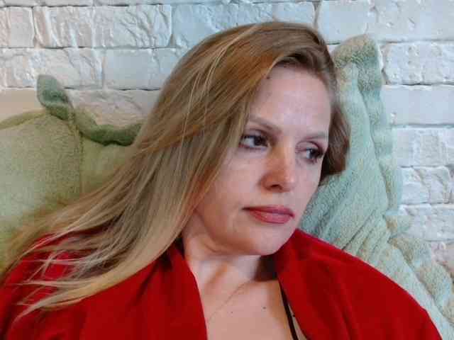 AngelAlone webcam