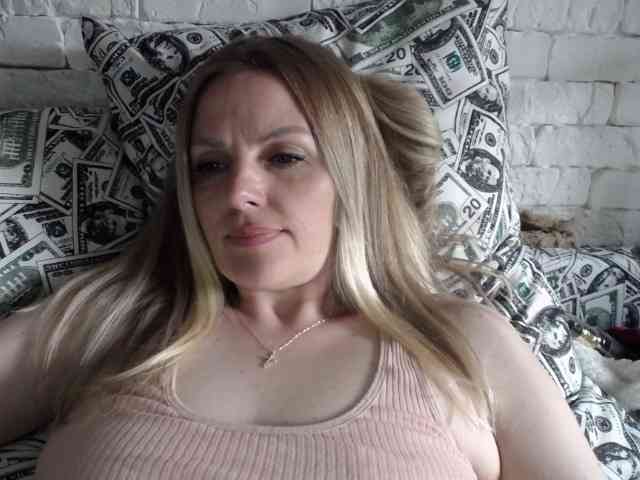 AngelAlone webcam