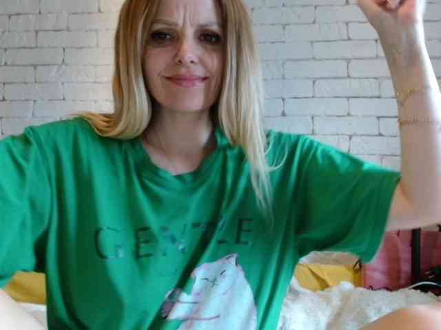 AngelAlone AngelAlone