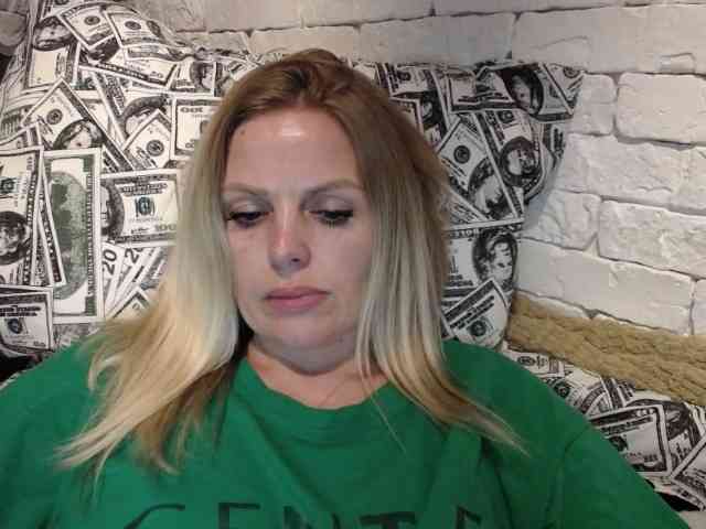 AngelAlone webcam