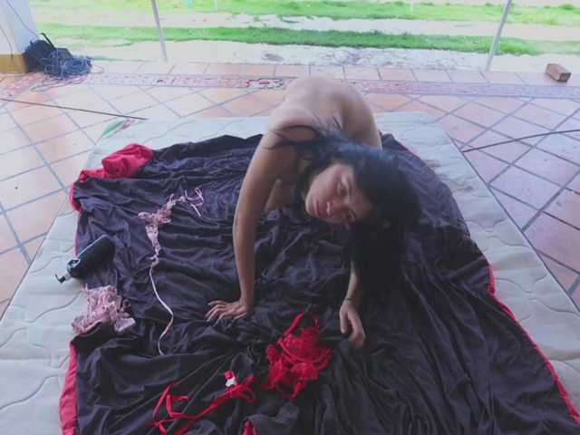 Sex chat gratuit in direct cu GGIsland pe BongaCams