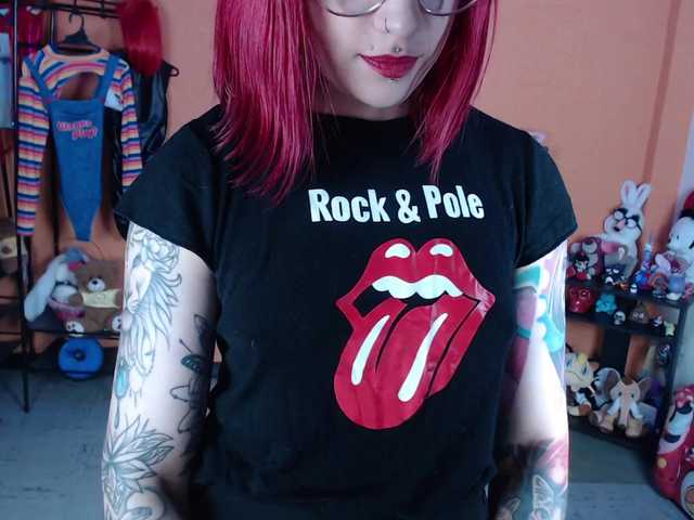 MiaJhons's BongaCams show and profile