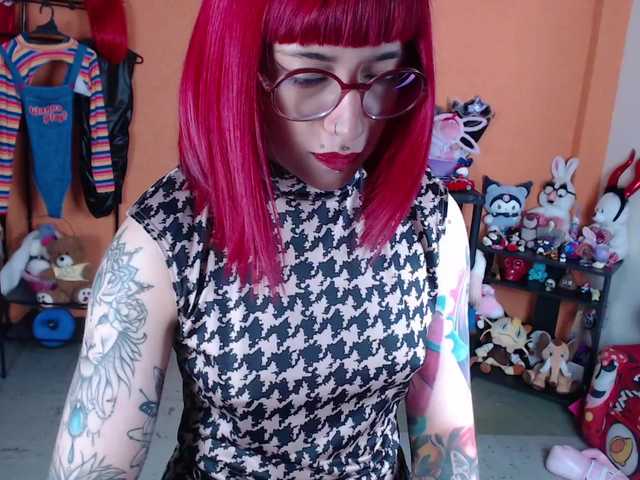 MiaJhons's BongaCams show and profile