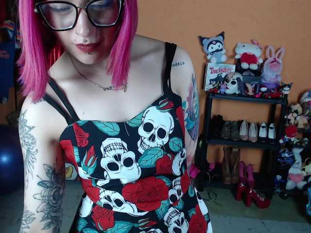 MiaJhons's BongaCams show and profile