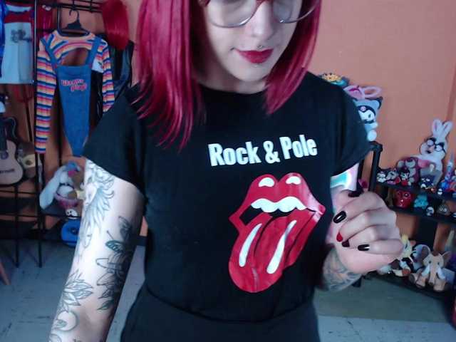 MiaJhons's BongaCams show and profile
