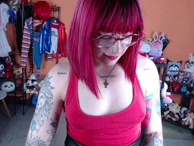 MiaJhons's BongaCams show and profile