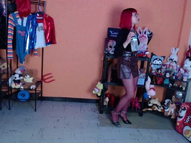 MiaJhons's BongaCams show and profile