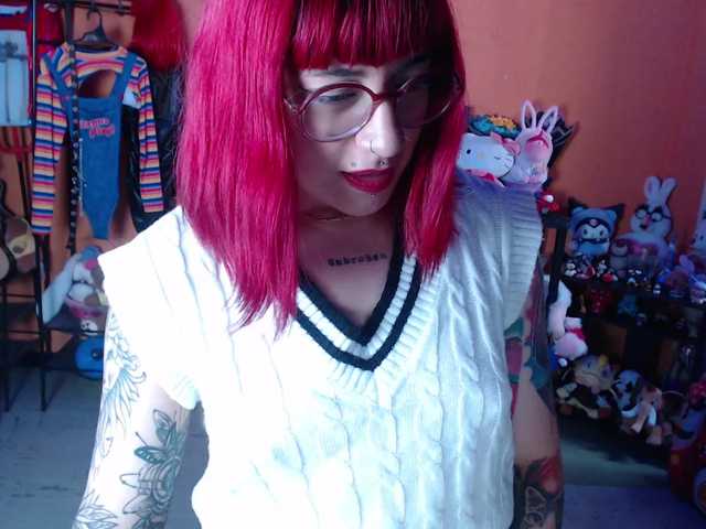 MiaJhons's BongaCams show and profile