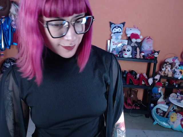 MiaJhons's BongaCams show and profile