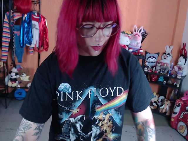 MiaJhons's BongaCams show and profile