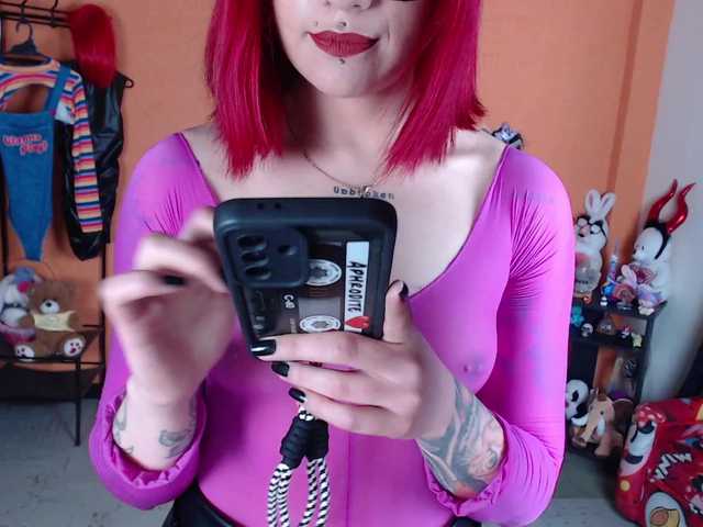 MiaJhons's BongaCams show and profile