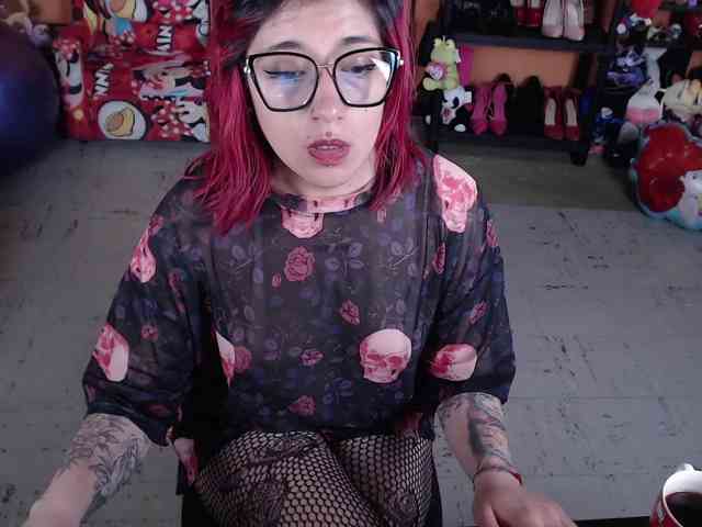 MissMia webcam