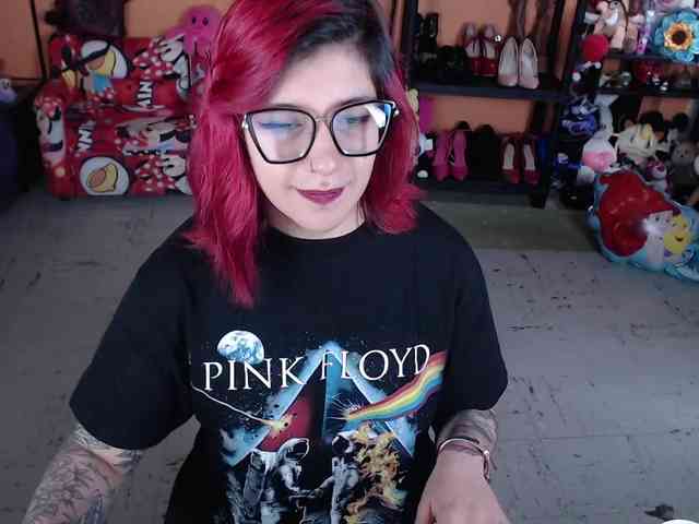 MissMia webcam