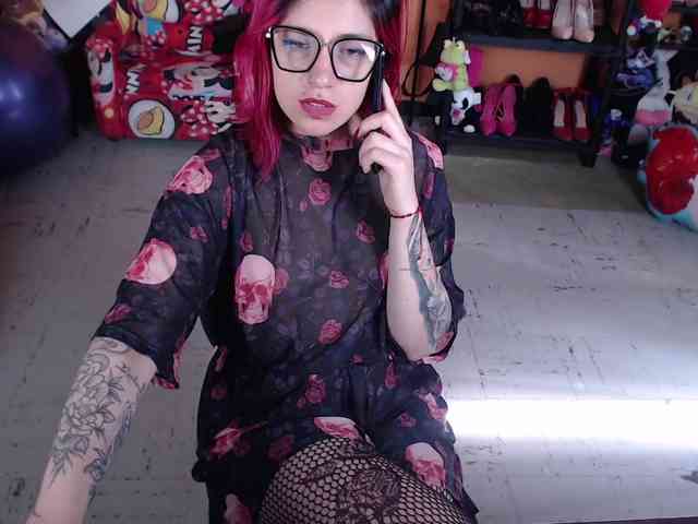 MissMia webcam