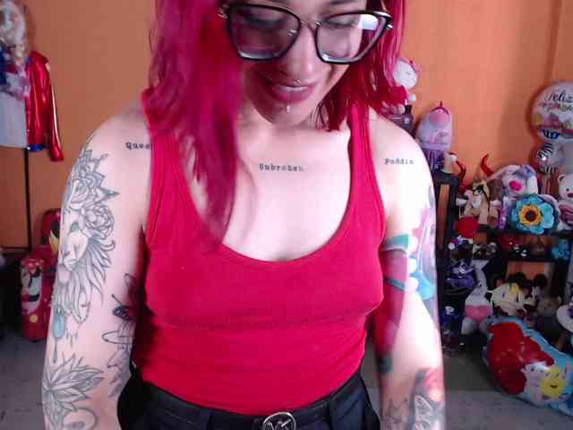 MissMia webcam