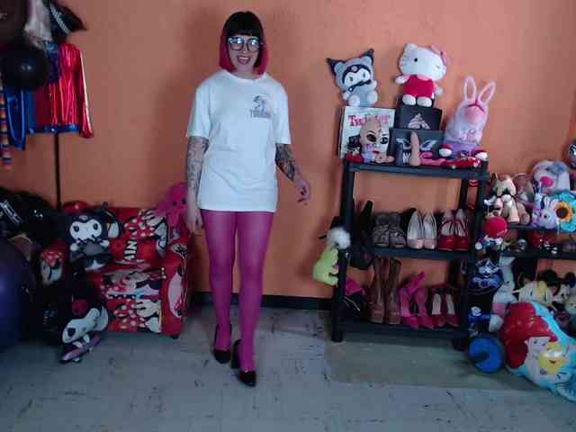 MissMia webcam