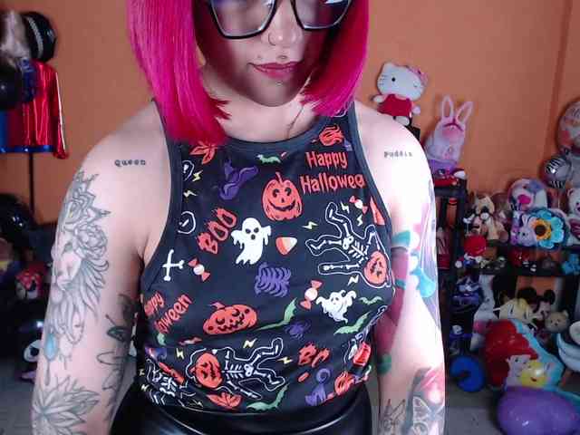 MissMia webcam