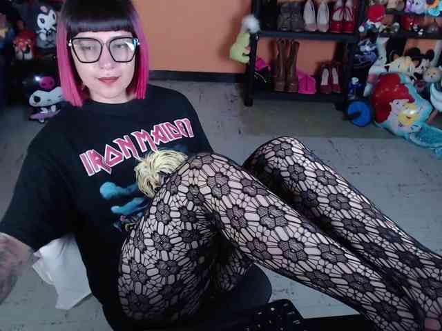 MissMia webcam