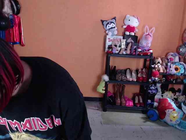 MissMia webcam
