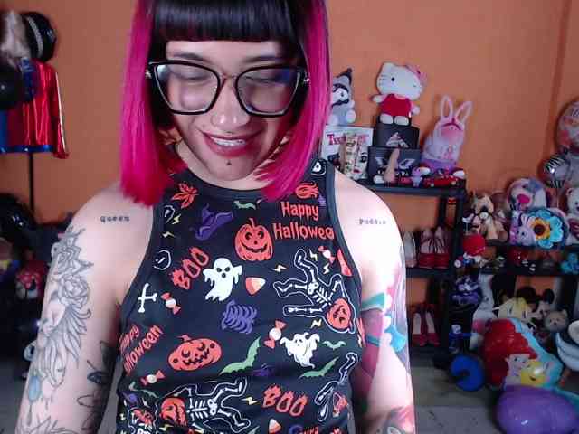 MissMia webcam