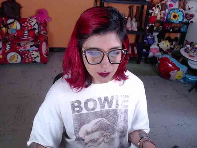 MissMia webcam