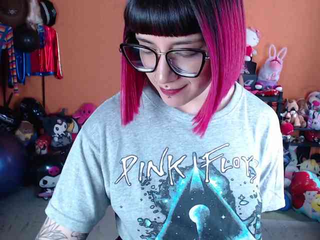 MissMia webcam