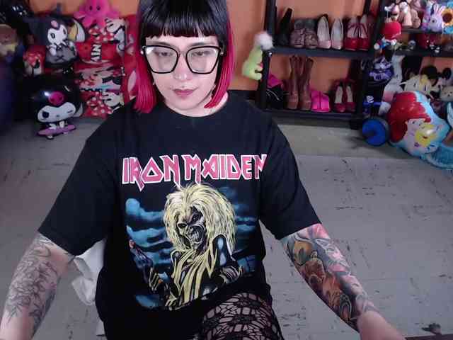 MissMia webcam