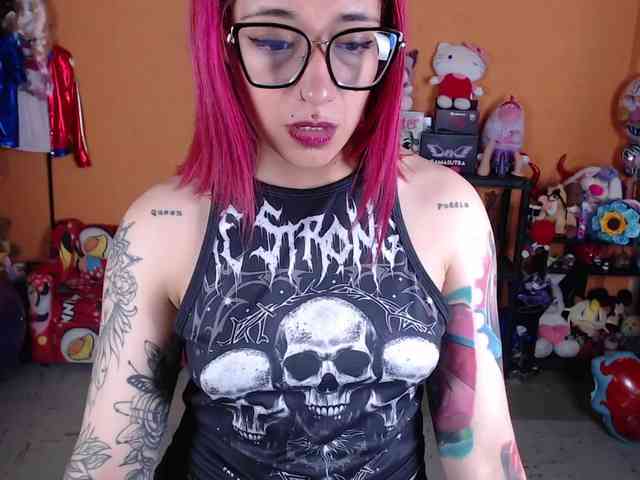 MissMia webcam