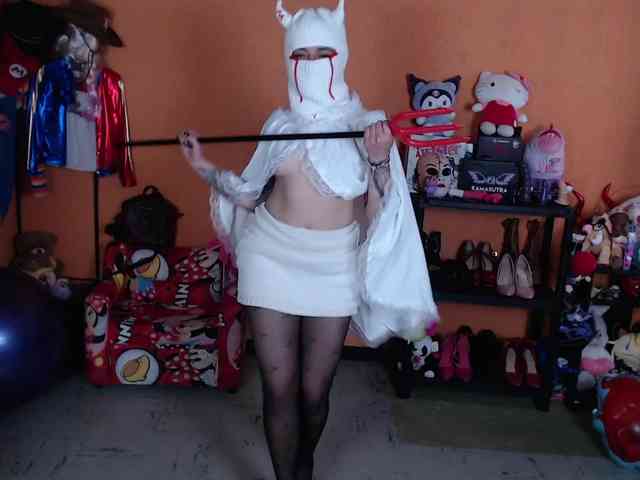 MissMia webcam