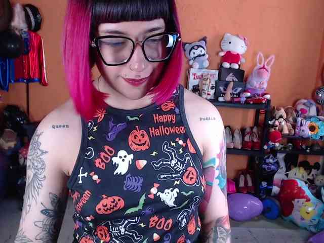 MissMia webcam