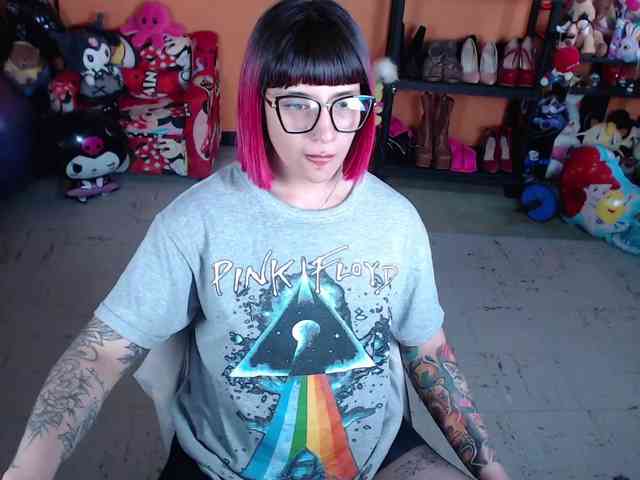 MiaJhons
