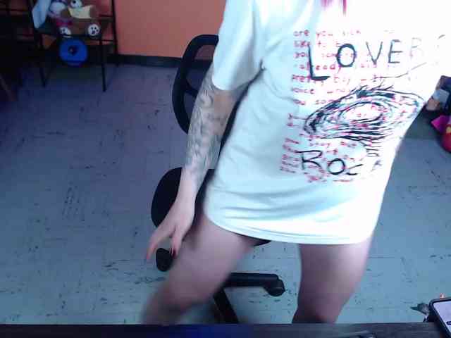 MissMia webcam