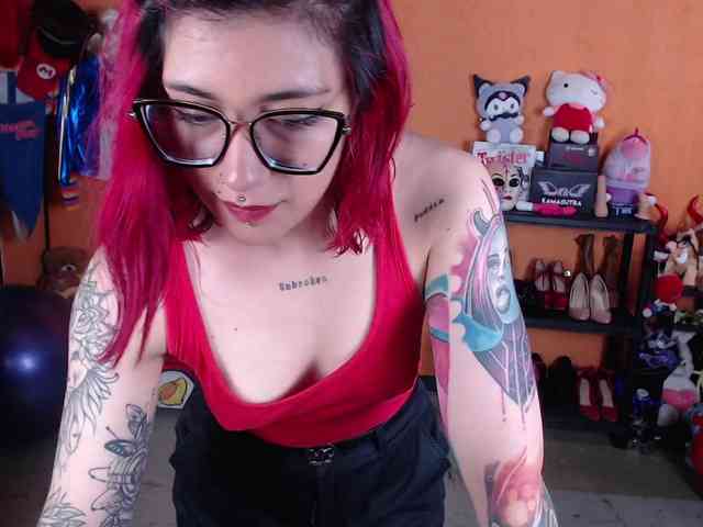MissMia webcam