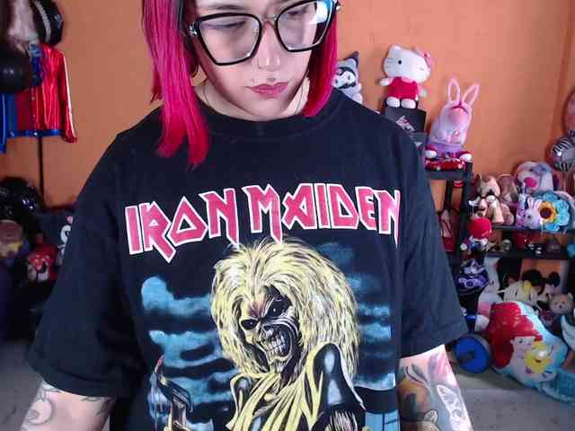 MiaJhons bongacams