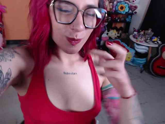 MissMia webcam