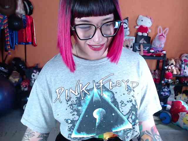 MissMia webcam