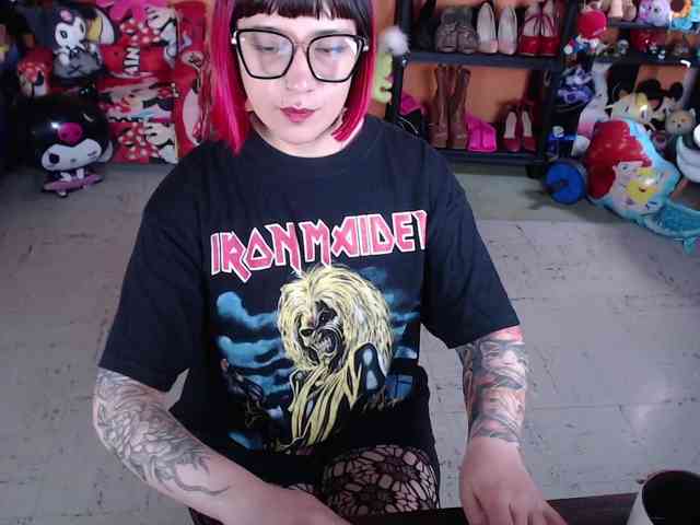 MissMia webcam