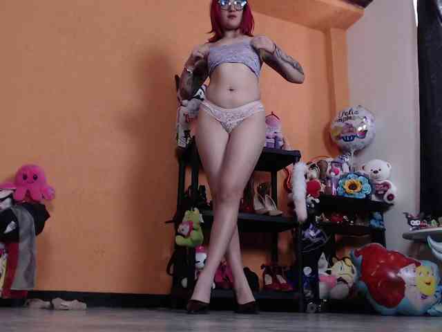 MissMia webcam