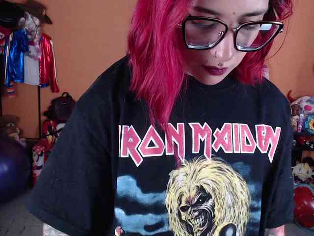 MissMia webcam