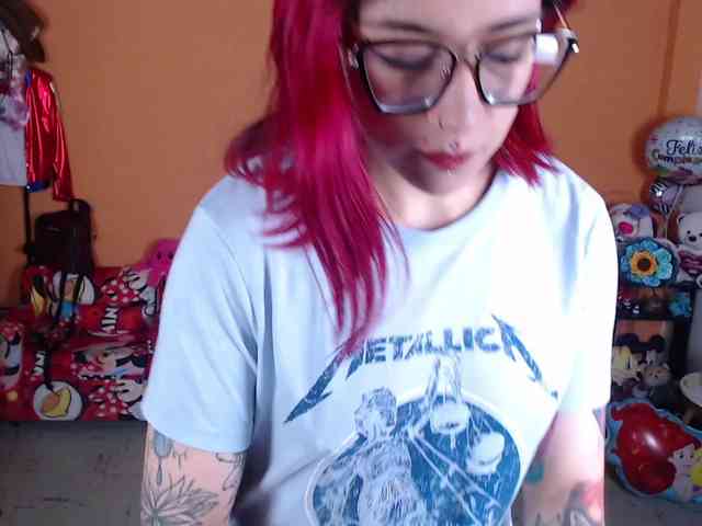 MissMia webcam