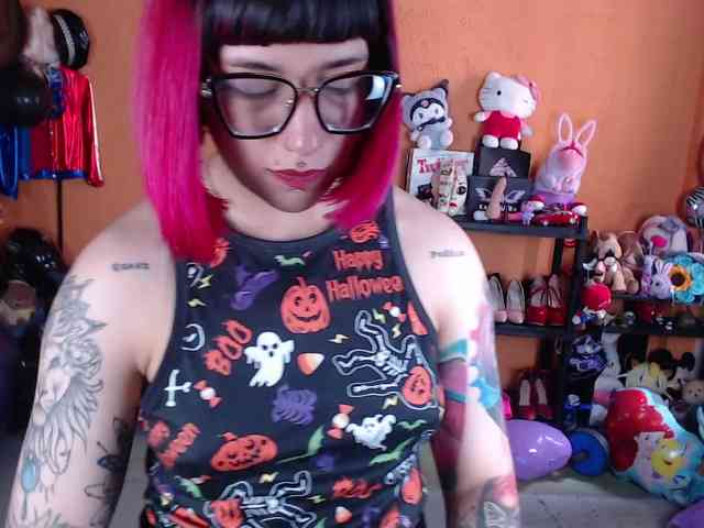 MissMia webcam