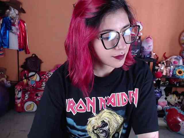 MissMia webcam