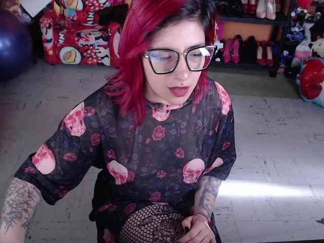 MissMia webcam