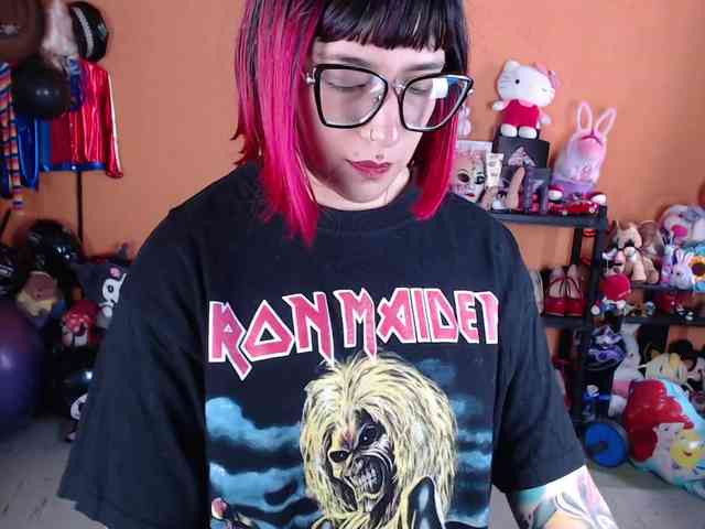 MissMia webcam